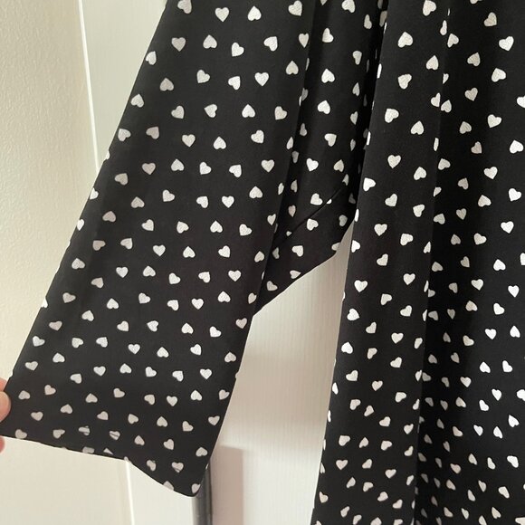 New Adrianna Papell Plus Black and Ivory Heart Print Blouse Size 3X - Picture 7 of 16